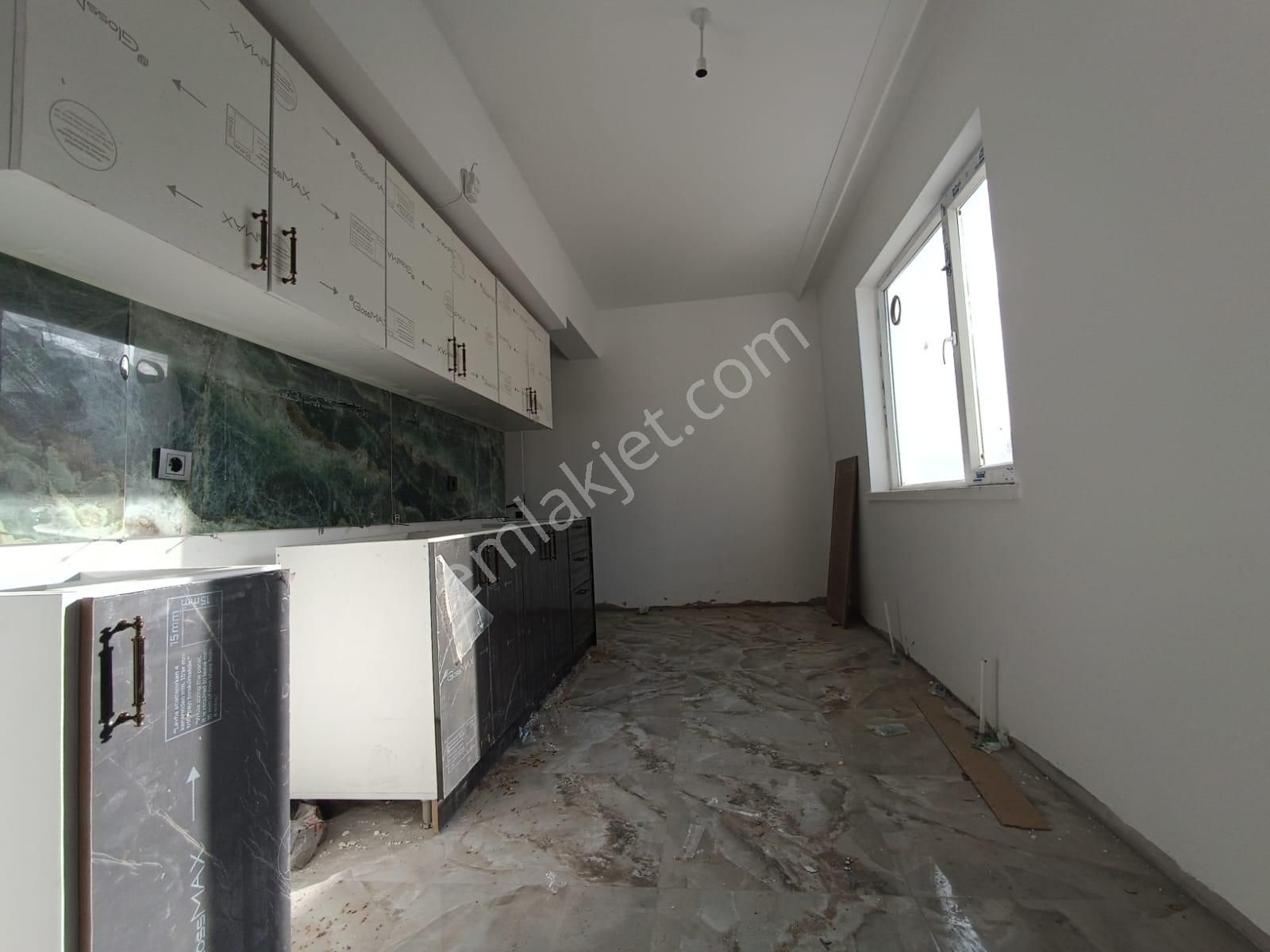 Kent'ten Kıbrıs Köyü Girişi Yeşilbayır Merkez Saat Kulesi Yakını Çok Katlı Sitede Uygun Fiyata!!! - Görsel 20