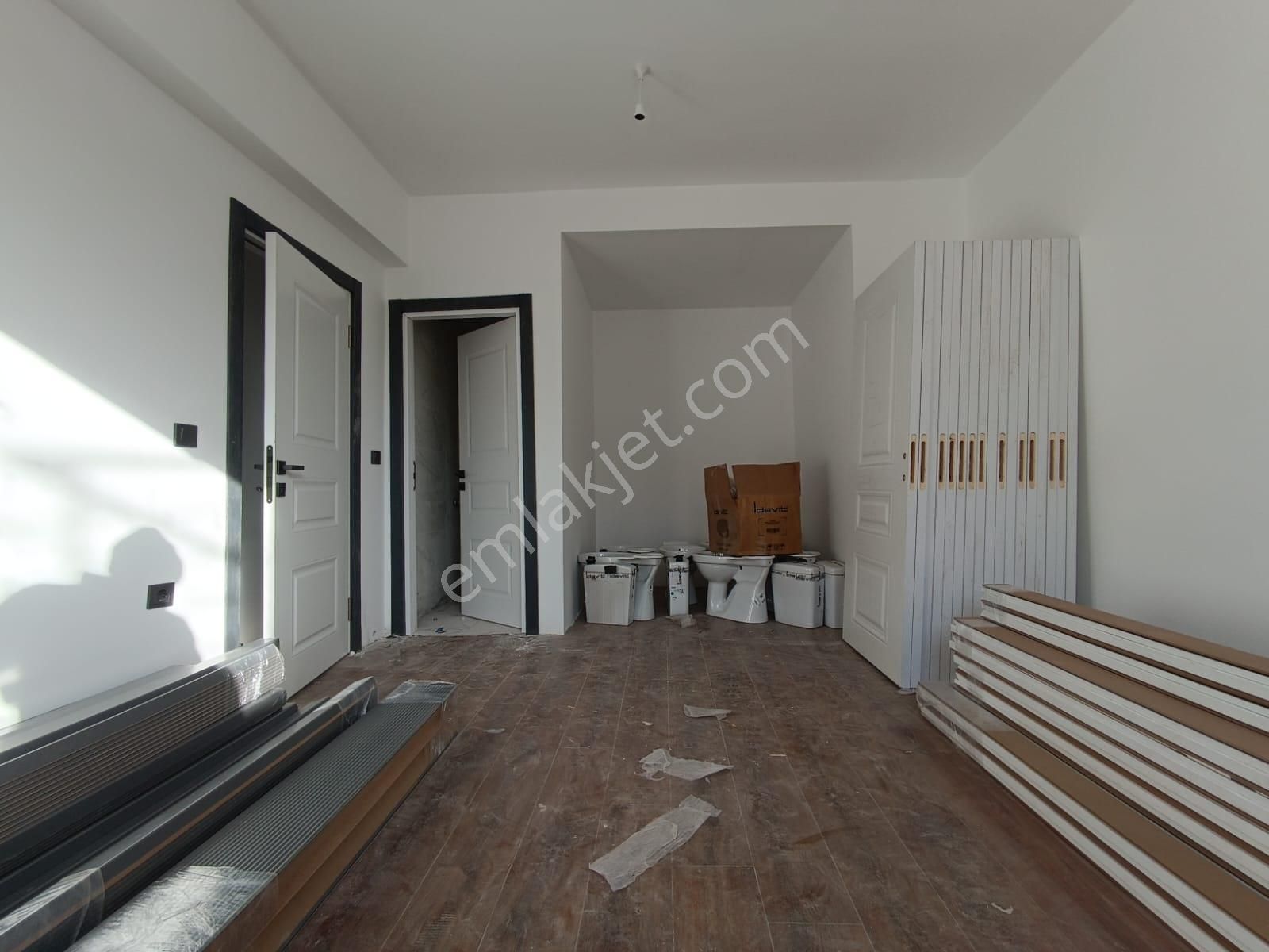 Kent'ten Kıbrıs Köyü Girişi Yeşilbayır Merkez Saat Kulesi Yakını Çok Katlı Sitede Uygun Fiyata!!! - Görsel 10