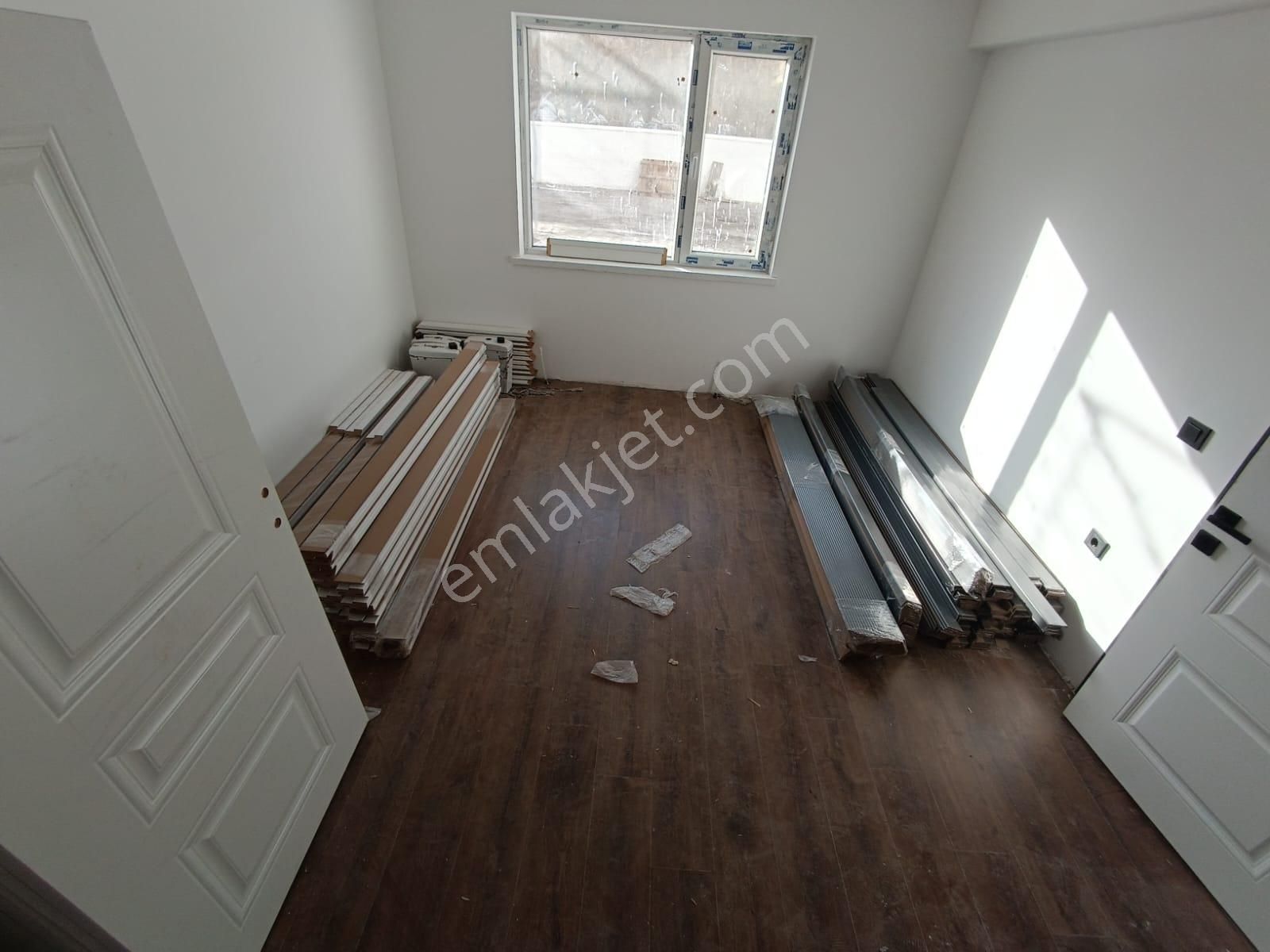 Kent'ten Kıbrıs Köyü Girişi Yeşilbayır Merkez Saat Kulesi Yakını Çok Katlı Sitede Uygun Fiyata!!! - Görsel 8