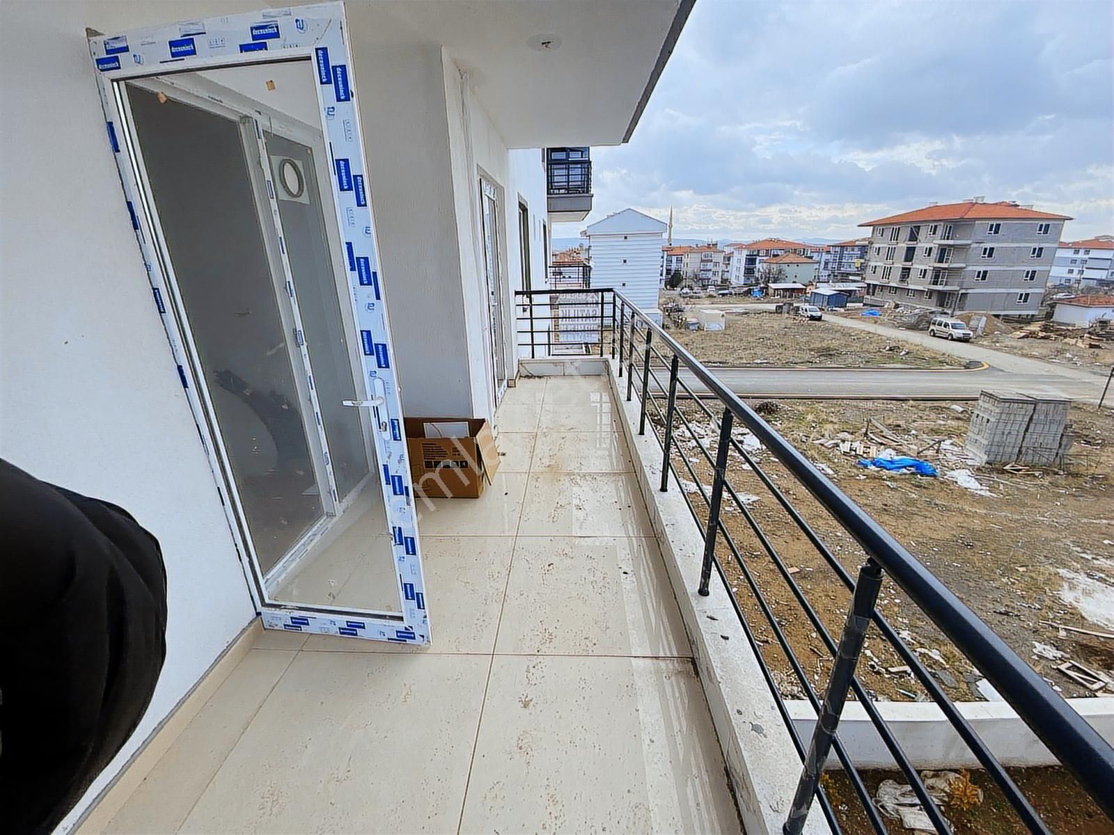 Akyurt Merkezde 2.kat Ebevyn Banyolu Sıfır Kelepir Da - Görsel 13