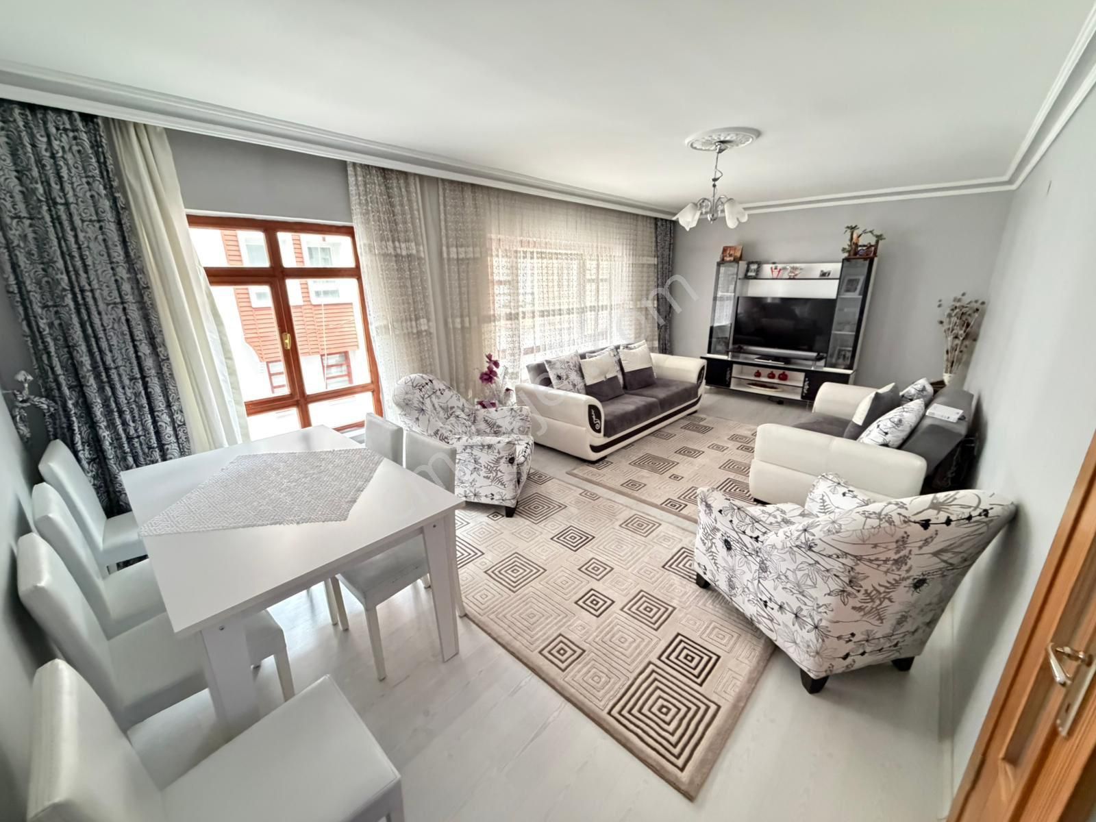 Çok Acil !!aktepe'de Merkezi Konumda 2.katta Fırsat 3+1 Daire - Görsel 15