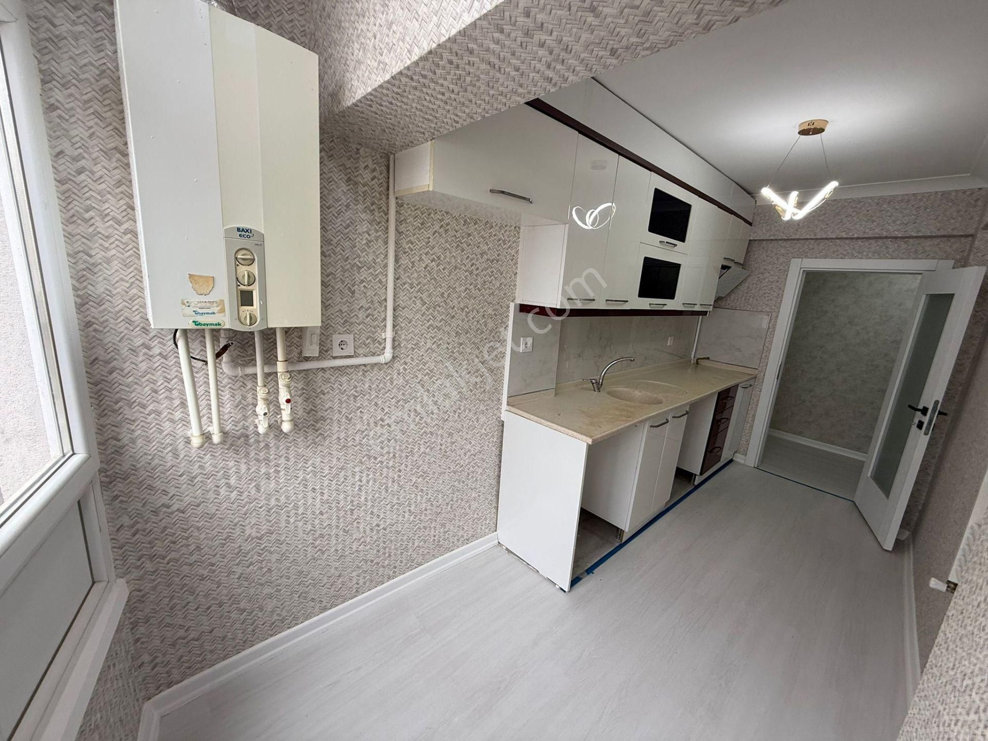 Bilgen Vatan'dan Hacıkadın Göbek Yakını Lüks Yapılı Masrafsız 1. Kat 3+1 Ön Cephe Satılık Daire - Görsel 5