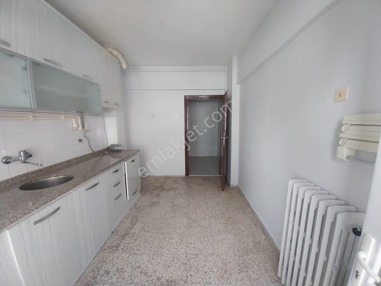 Çarşamba Pazarı Ümit Hast.yakını Asansör,otopark Satılık 3+1 - Görsel 27