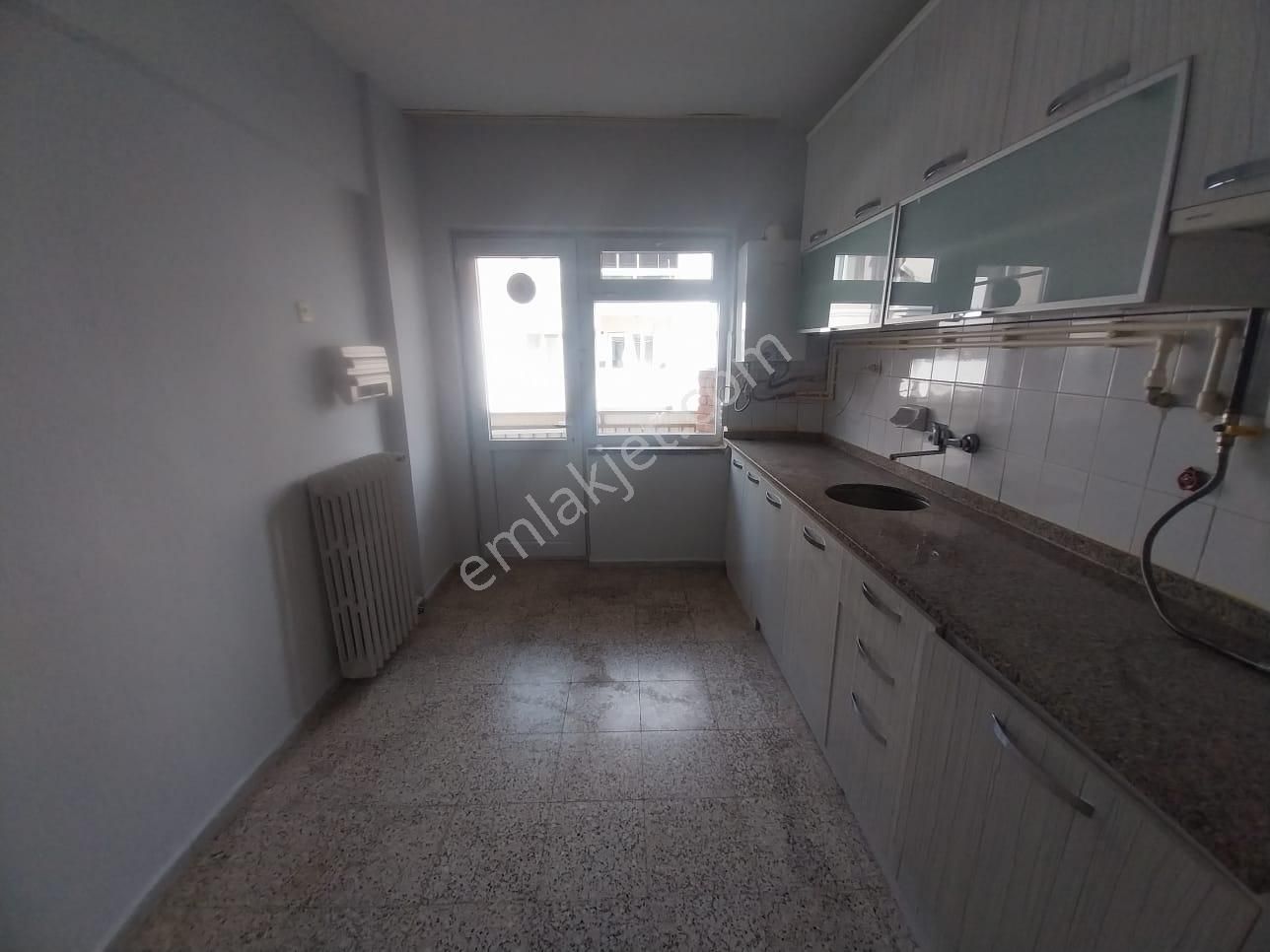 Çarşamba Pazarı Ümit Hast.yakını Asansör,otopark Satılık 3+1 - Görsel 15