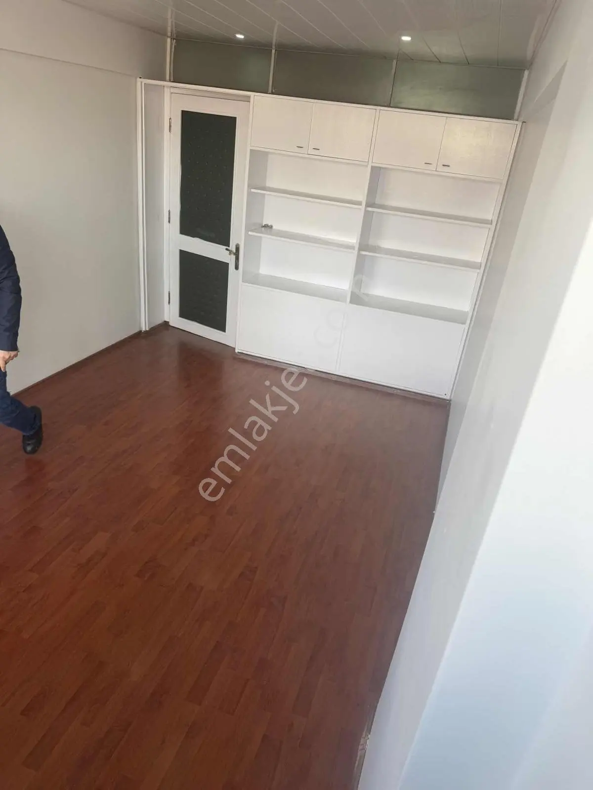 Konak Kemeraltı Bilen İş Hanında 23m2 Kiralık Ofis - Görsel 6