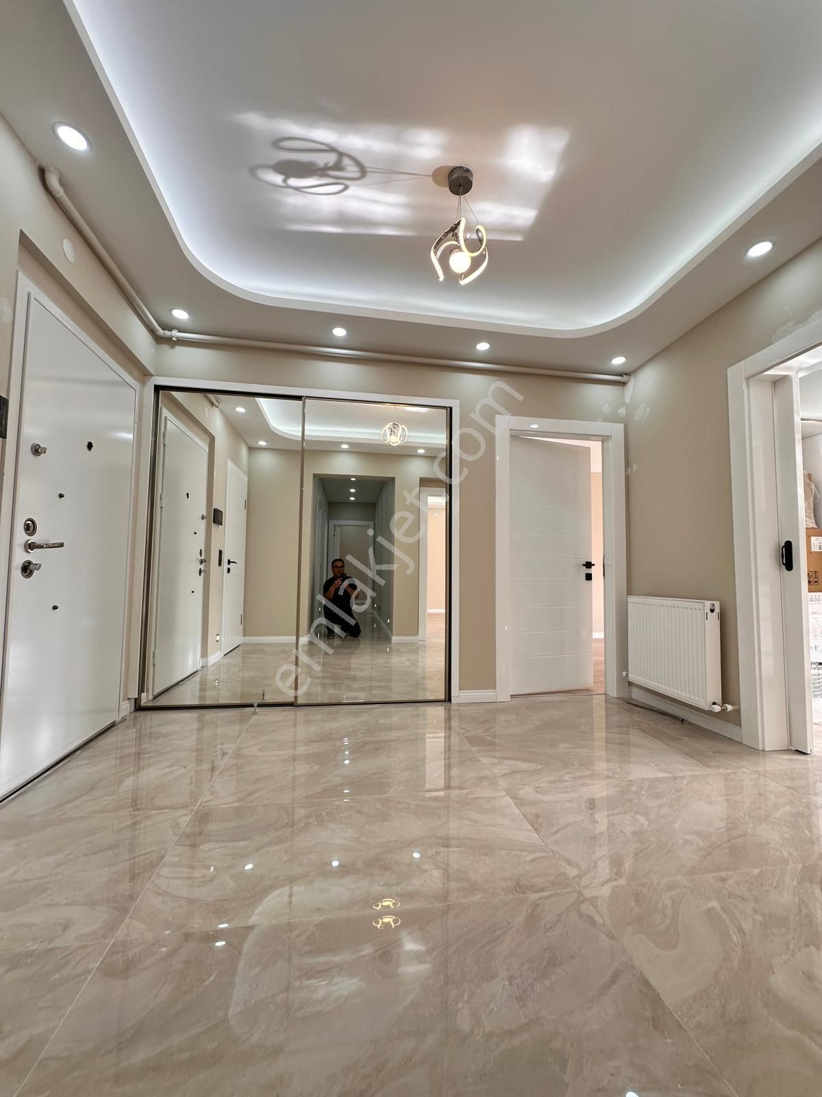 Atanora Vadi'den Cevizlidere Cad Yakını Asansörlü Kapalı Garajlı 2 Banyolu Lüks Yapılı Ön Cephe 3+1 - Görsel 13