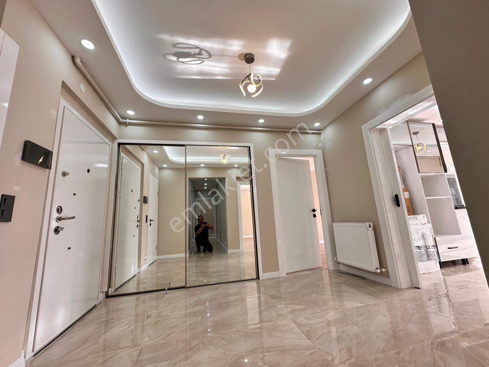 Atanora Vadi'den Cevizlidere Cad Yakını Asansörlü Kapalı Garajlı 2 Banyolu Lüks Yapılı Ön Cephe 3+1 - Görsel 7