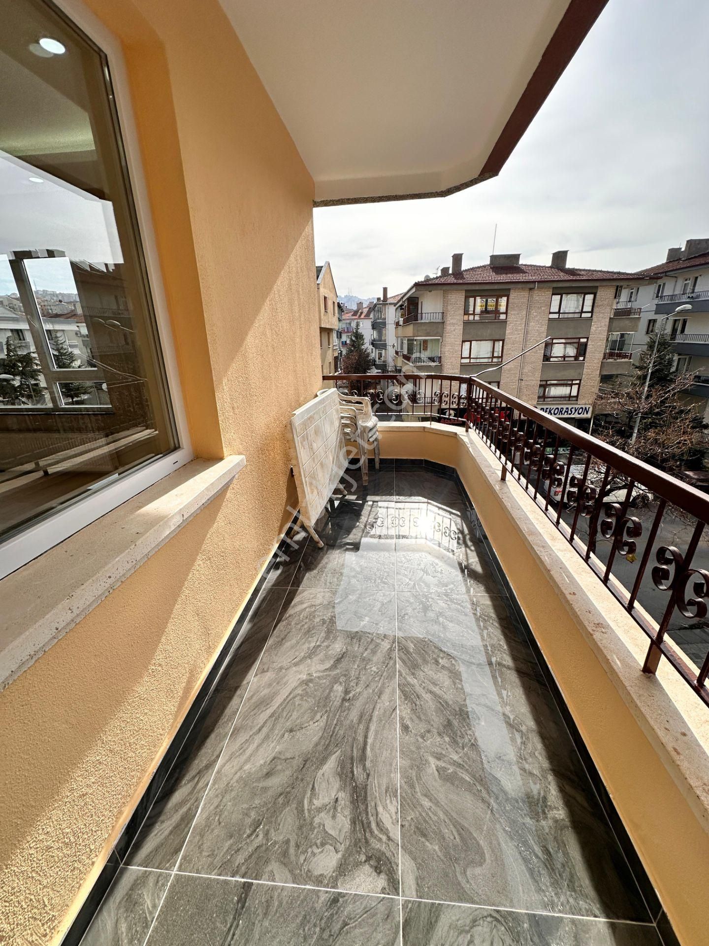 Atanora Vadi'den Cevizlidere Cad Yakını Asansörlü Kapalı Garajlı 2 Banyolu Lüks Yapılı Ön Cephe 3+1 - Görsel 32