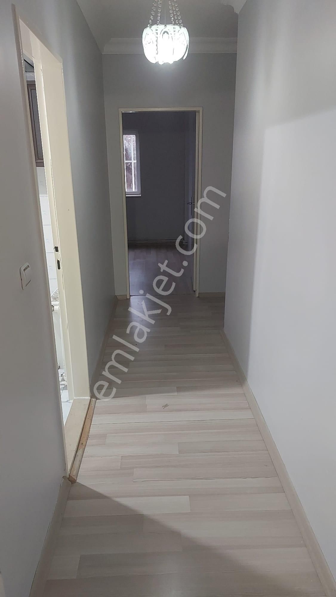 Seyrantepe'de Bakımlı Merkezi Konumda 3+1 Satılık Fırsat Daire - Görsel 12