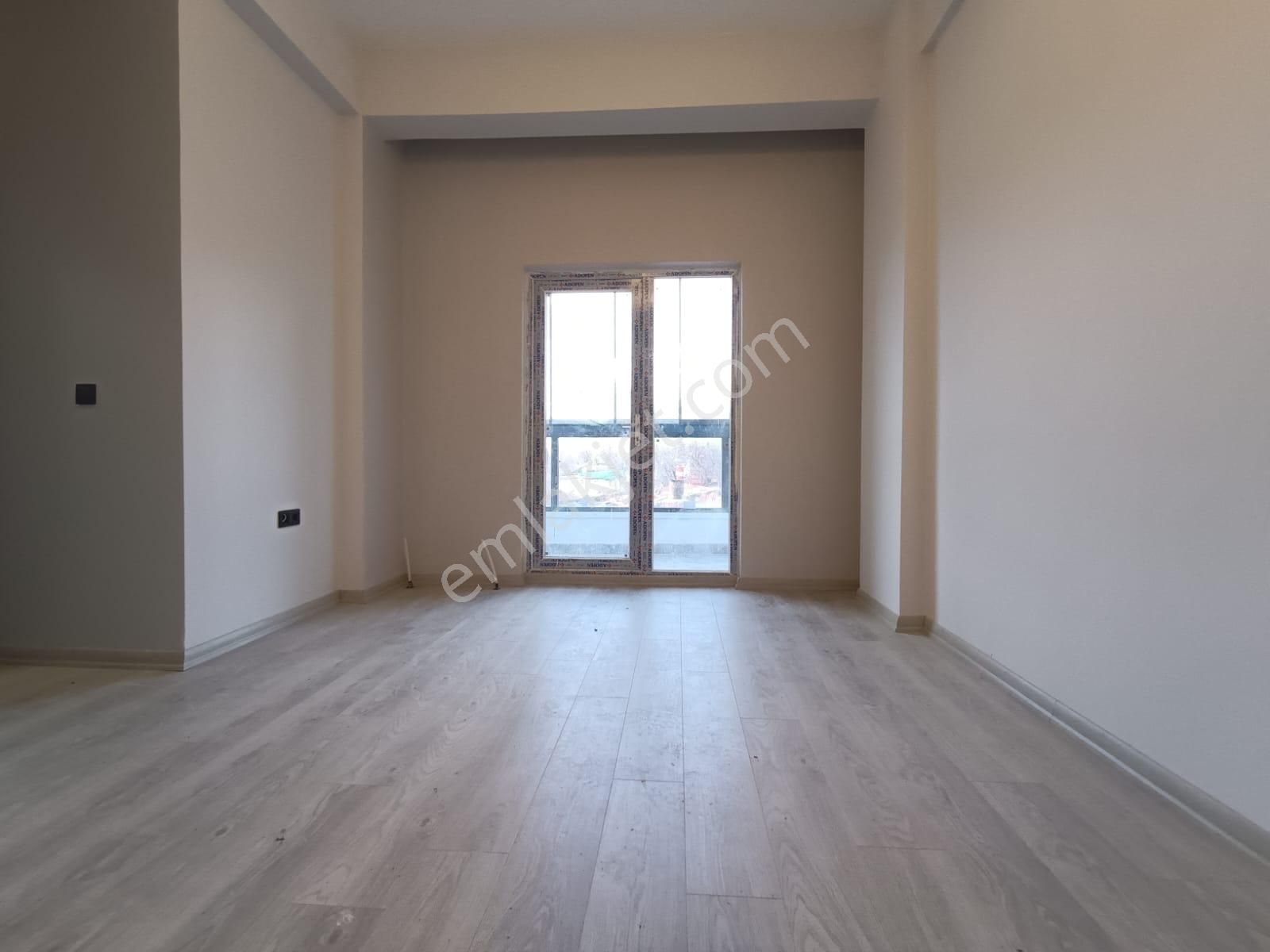 Kent'ten Şahap Gürler Mh. 1213 Cd Üzeri Y.giriş 1.kat Konumunda Çok Katlı Sitede Uygun Fiyata!!! - Görsel 10