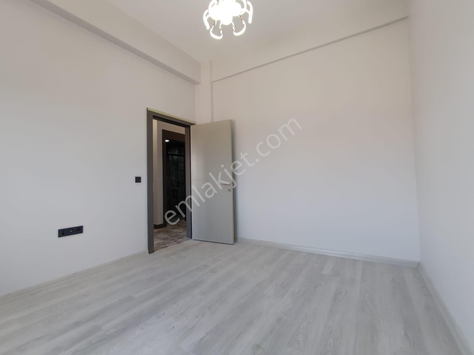 Kent'ten Şahap Gürler Mh. 1213 Cd Üzeri Y.giriş 1.kat Konumunda Çok Katlı Sitede Uygun Fiyata!!! - Görsel 22