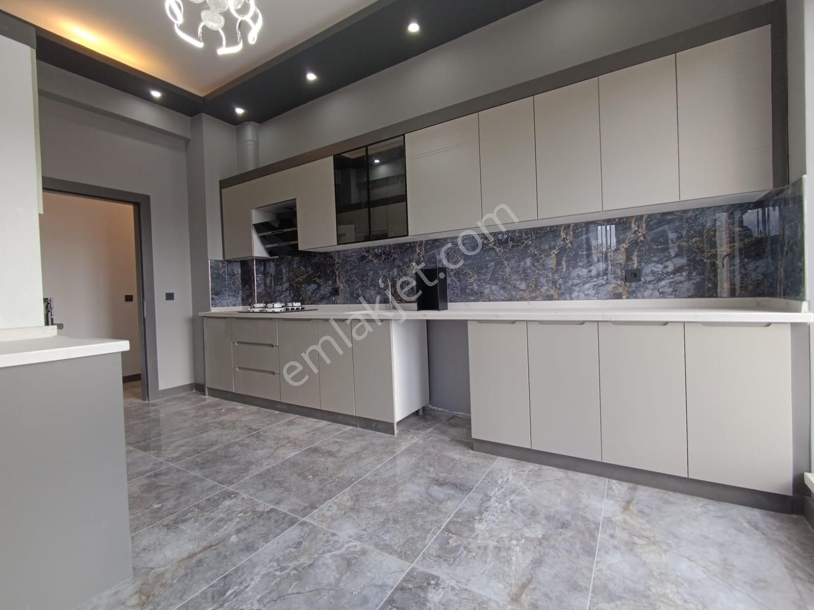 Kent'ten Şahap Gürler Mh. 1213 Cd Üzeri Y.giriş 1.kat Konumunda Çok Katlı Sitede Uygun Fiyata!!! - Görsel 30