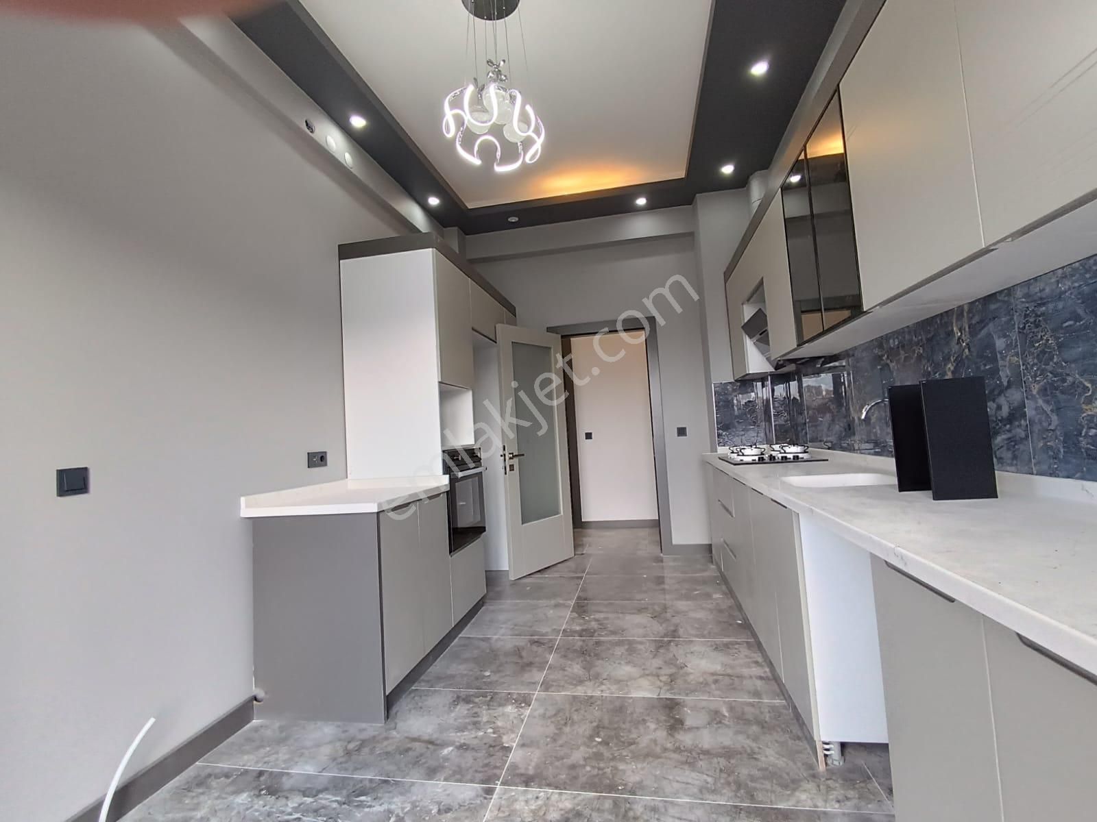 Kent'ten Şahap Gürler Mh. 1213 Cd Üzeri Y.giriş 1.kat Konumunda Çok Katlı Sitede Uygun Fiyata!!! - Görsel 27