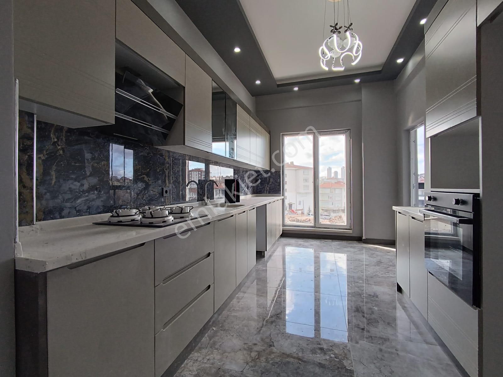 Kent'ten Şahap Gürler Mh. 1213 Cd Üzeri Y.giriş 1.kat Konumunda Çok Katlı Sitede Uygun Fiyata!!! - Görsel 32