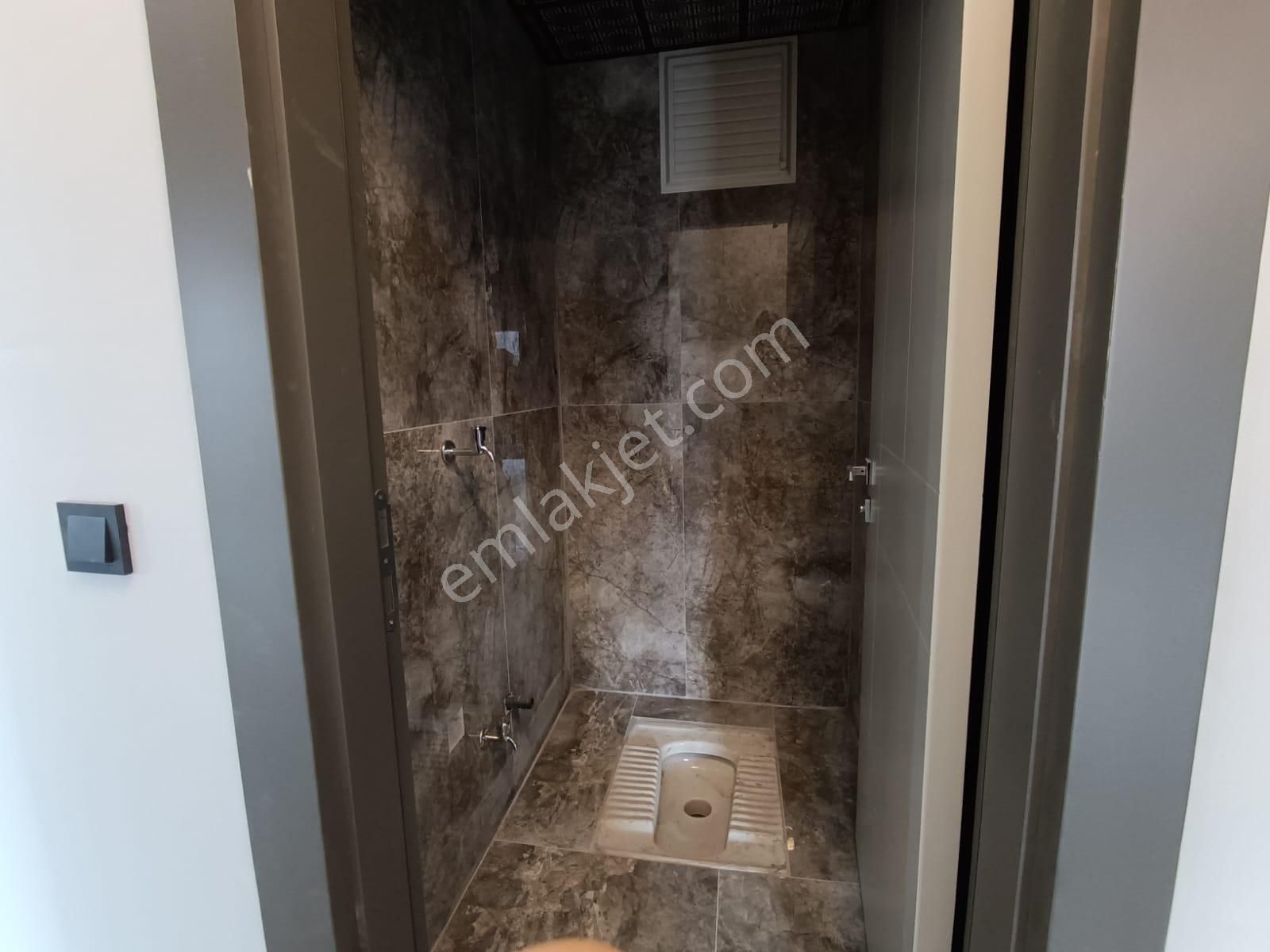 Kent'ten Şahap Gürler Mh. 1213 Cd Üzeri Y.giriş 1.kat Konumunda Çok Katlı Sitede Uygun Fiyata!!! - Görsel 35