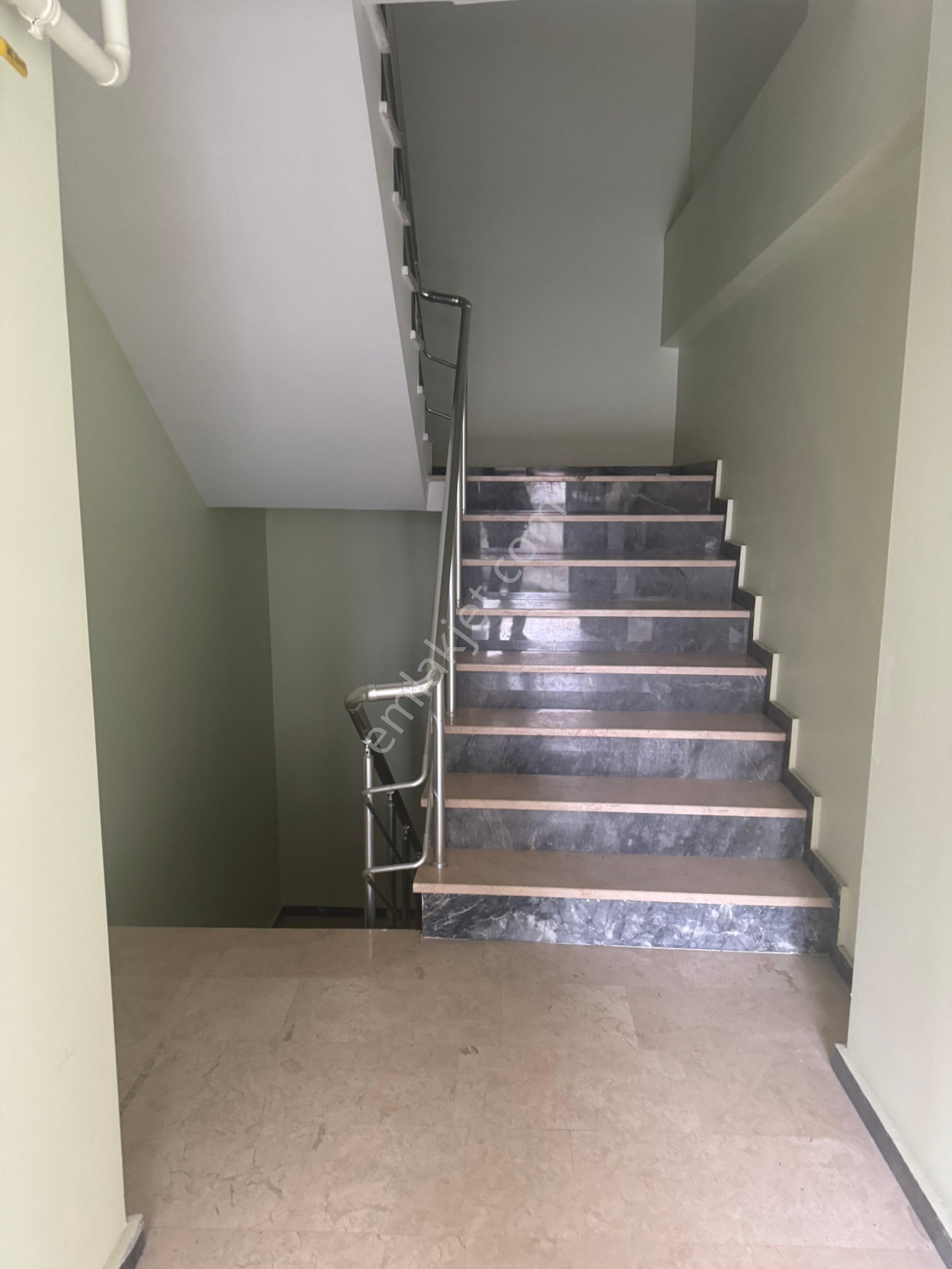 Sancaktepe Yenidoğa’nda 3 + 160 Metrekare Kiralık Masrafsız Daire - Görsel 20