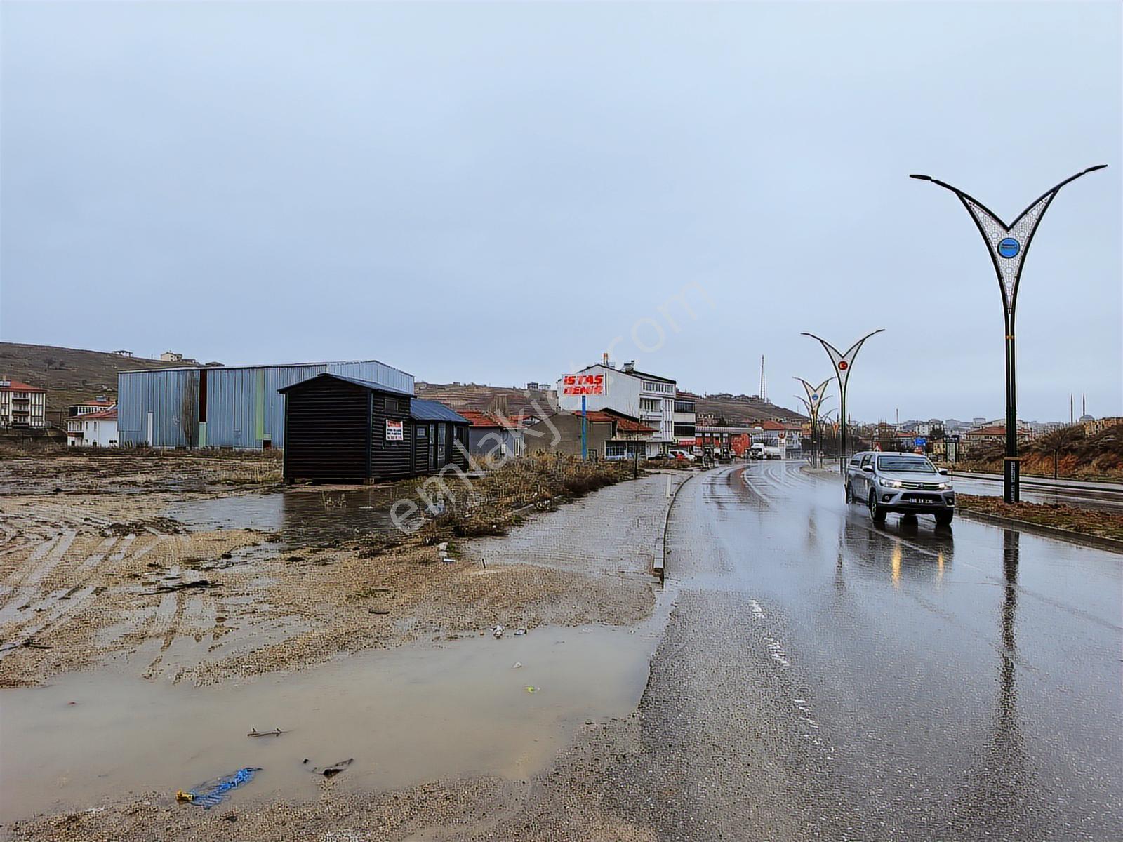 Bulvar Üzerinde 2940 M2 Ana Yola Cepheli Favori Arsa