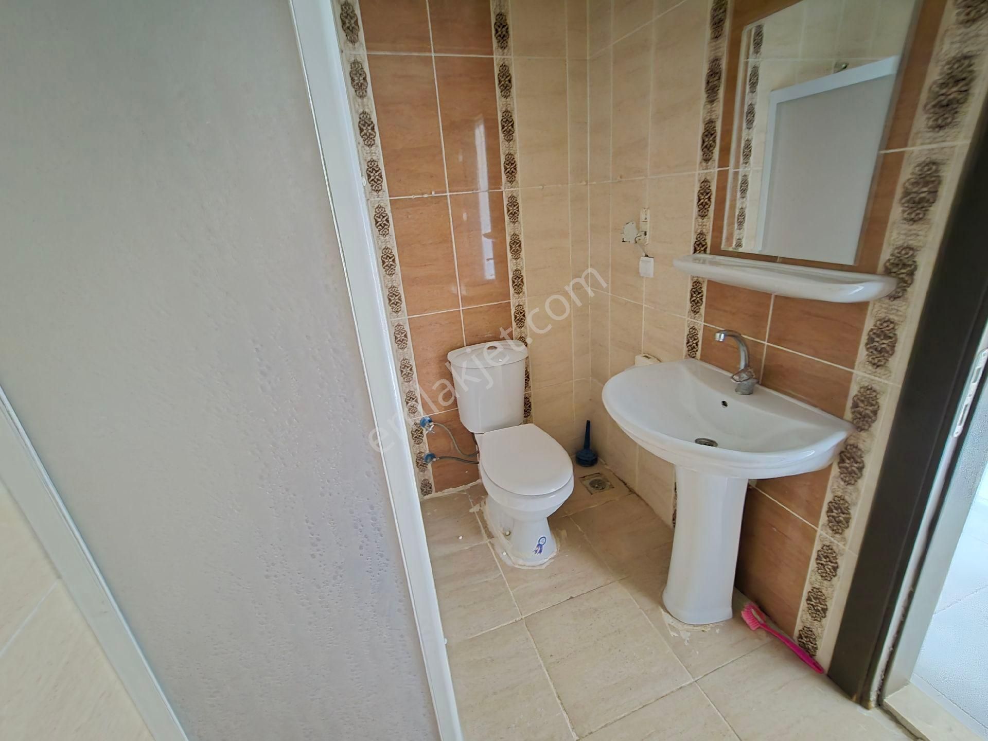 Cadde Seyran'dan Kiralık 2+1 86 M2 1.kat Cephe Açık (memura) - Görsel 15