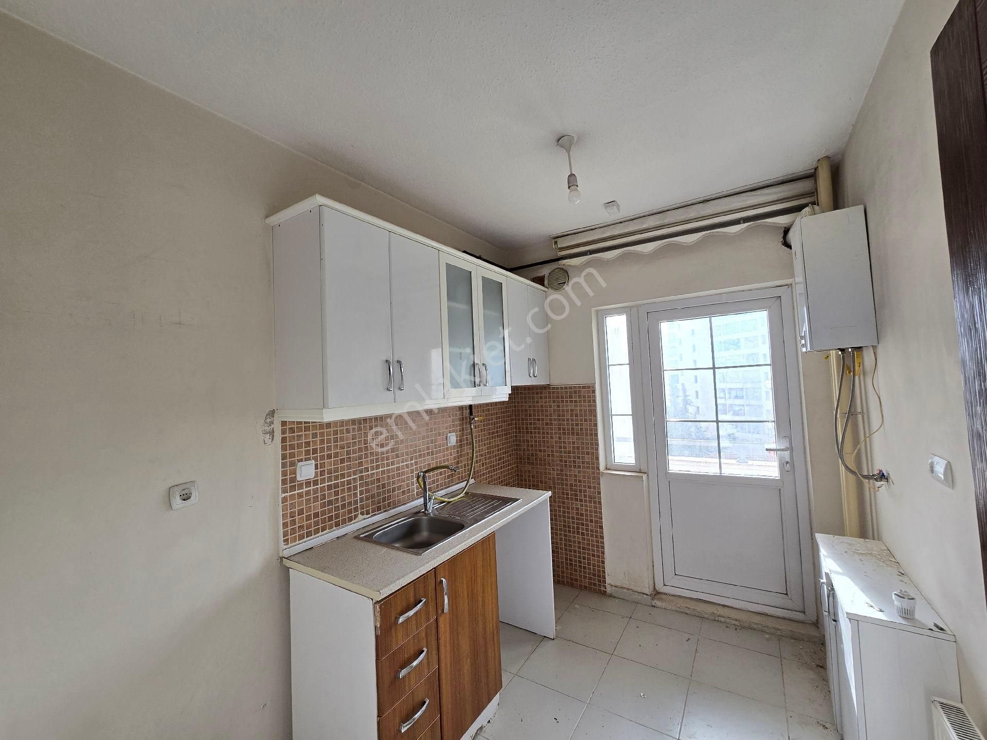 Cadde Seyran'dan Kiralık 2+1 86 M2 1.kat Cephe Açık (memura) - Görsel 6