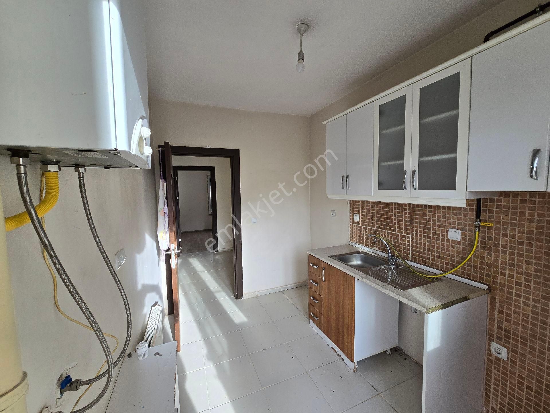 Cadde Seyran'dan Kiralık 2+1 86 M2 1.kat Cephe Açık (memura) - Görsel 8