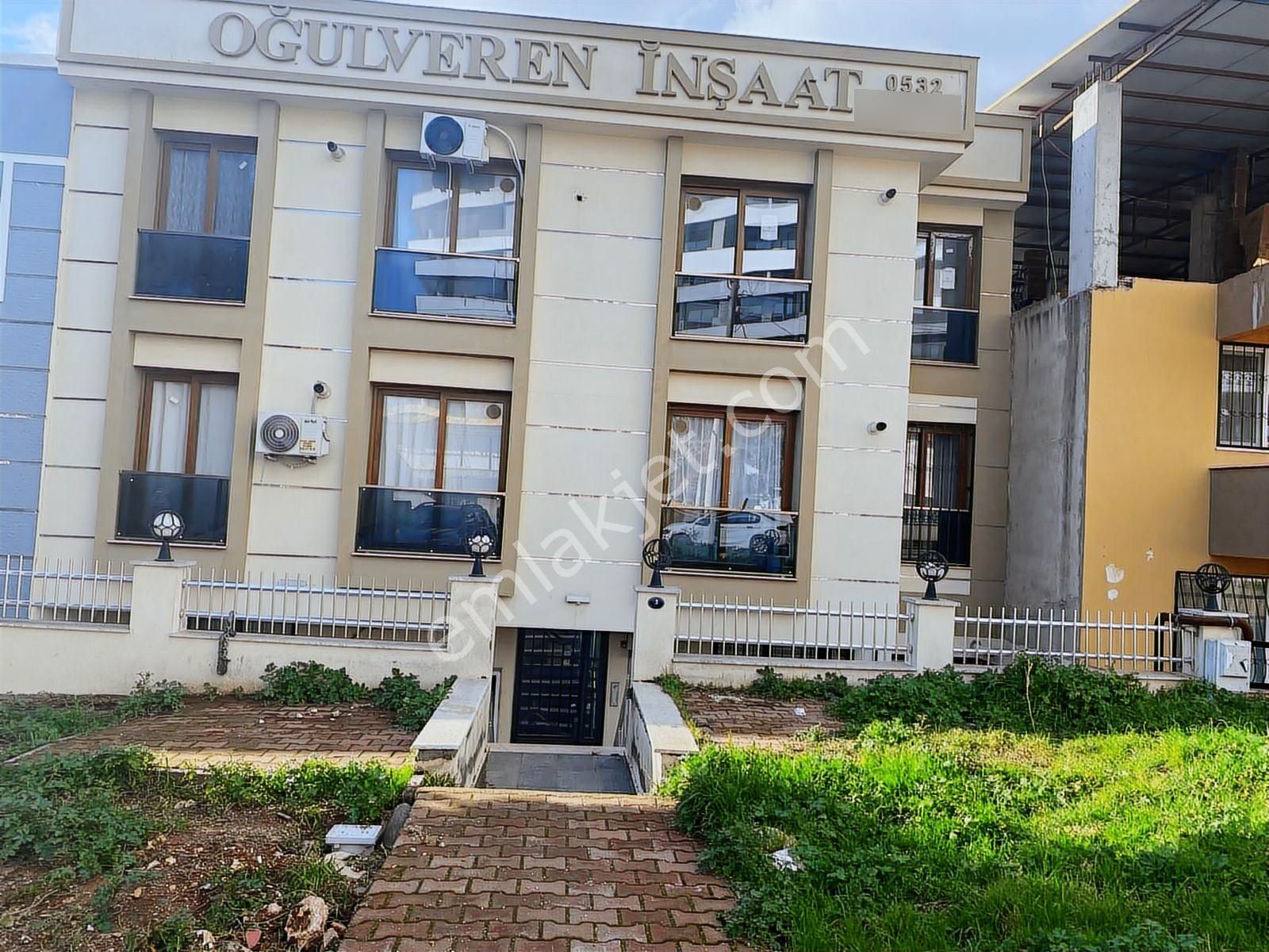 Bucada Kiralık Daire Üniversite Kyk Yurt Ana Yol Ve Kampüse Yakı