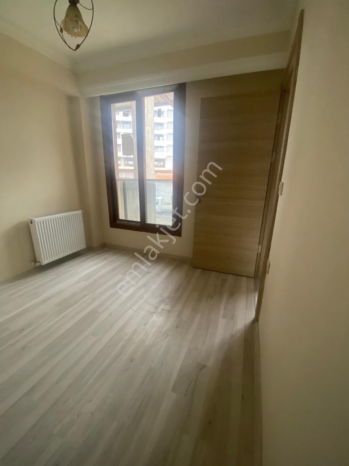 Bucada Kiralık Daire Üniversite Kyk Yurt Ana Yol Ve Kampüse Yakı - Görsel 19