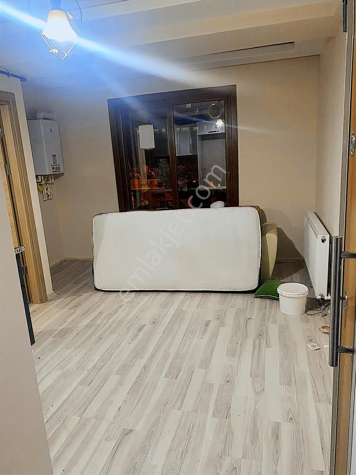 Bucada Kiralık Daire Üniversite Kyk Yurt Ana Yol Ve Kampüse Yakı - Görsel 15