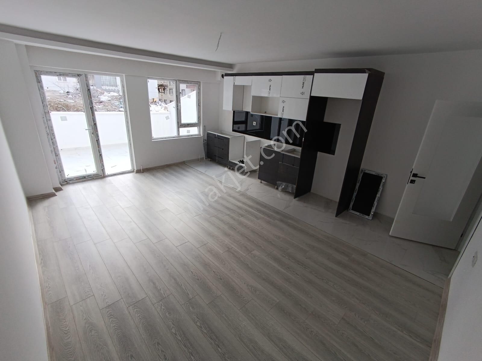 Kent'ten Akşemsettin Mh. Doğukent Cd. Ve Natavega Yakını Kot 1 Y.giriş Konumunda Uygun Fiyata!!! - Görsel 12