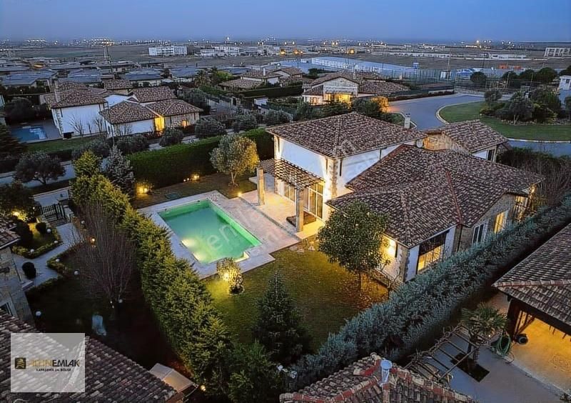 Park Village Claros Model 6+1 Satılık Villa