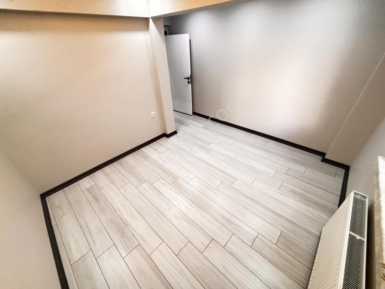Yılmaz Gayrimenkul Den Atatürk Mah 3+1 Kat Konumunda Yüksek Giriş 3.849 Pazarlıklı Lüxyapılı Daire - Görsel 8