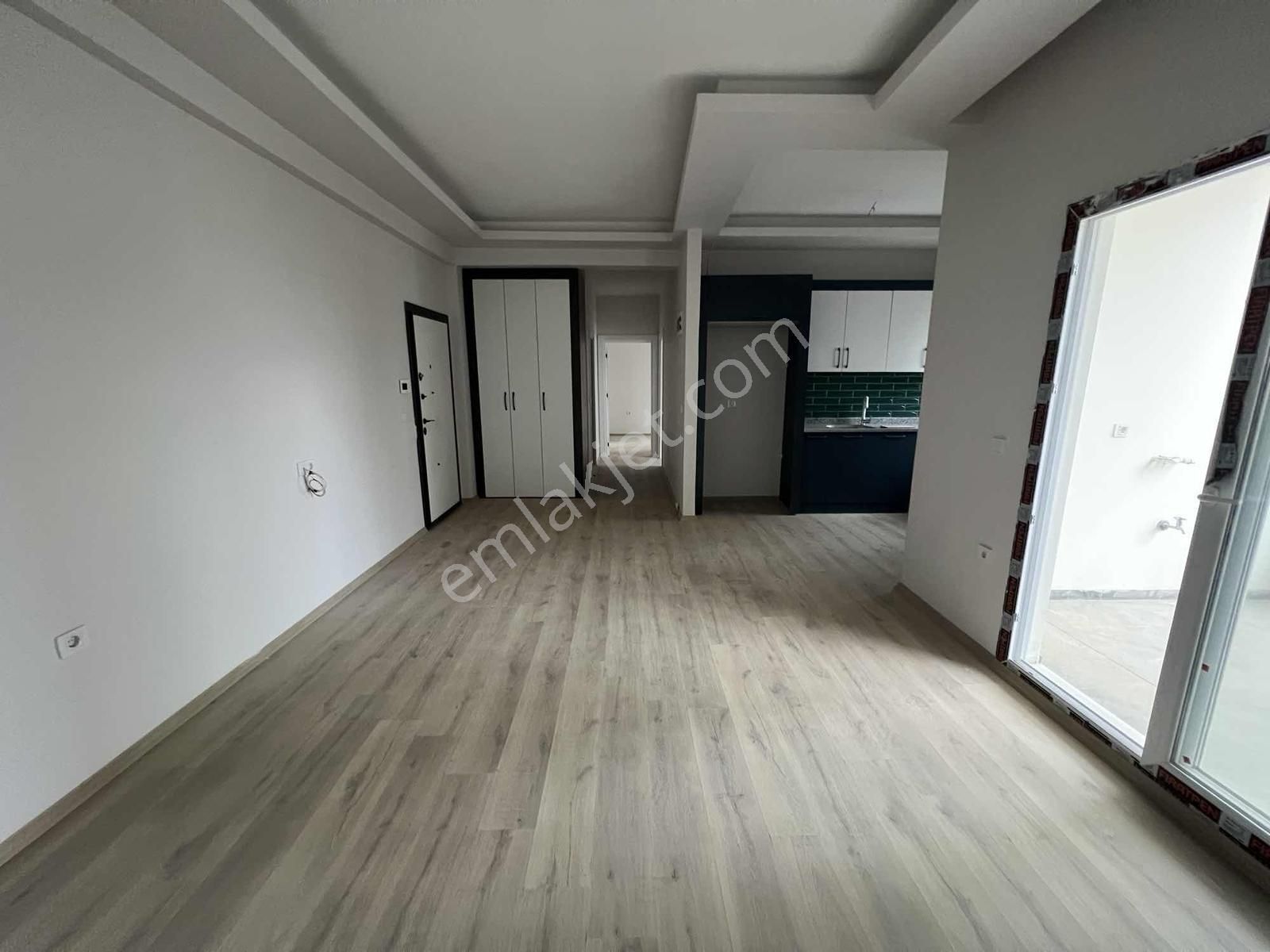 Erdemli Hastane/tapu Yürüme Mesafesi Havuzlu 2+1