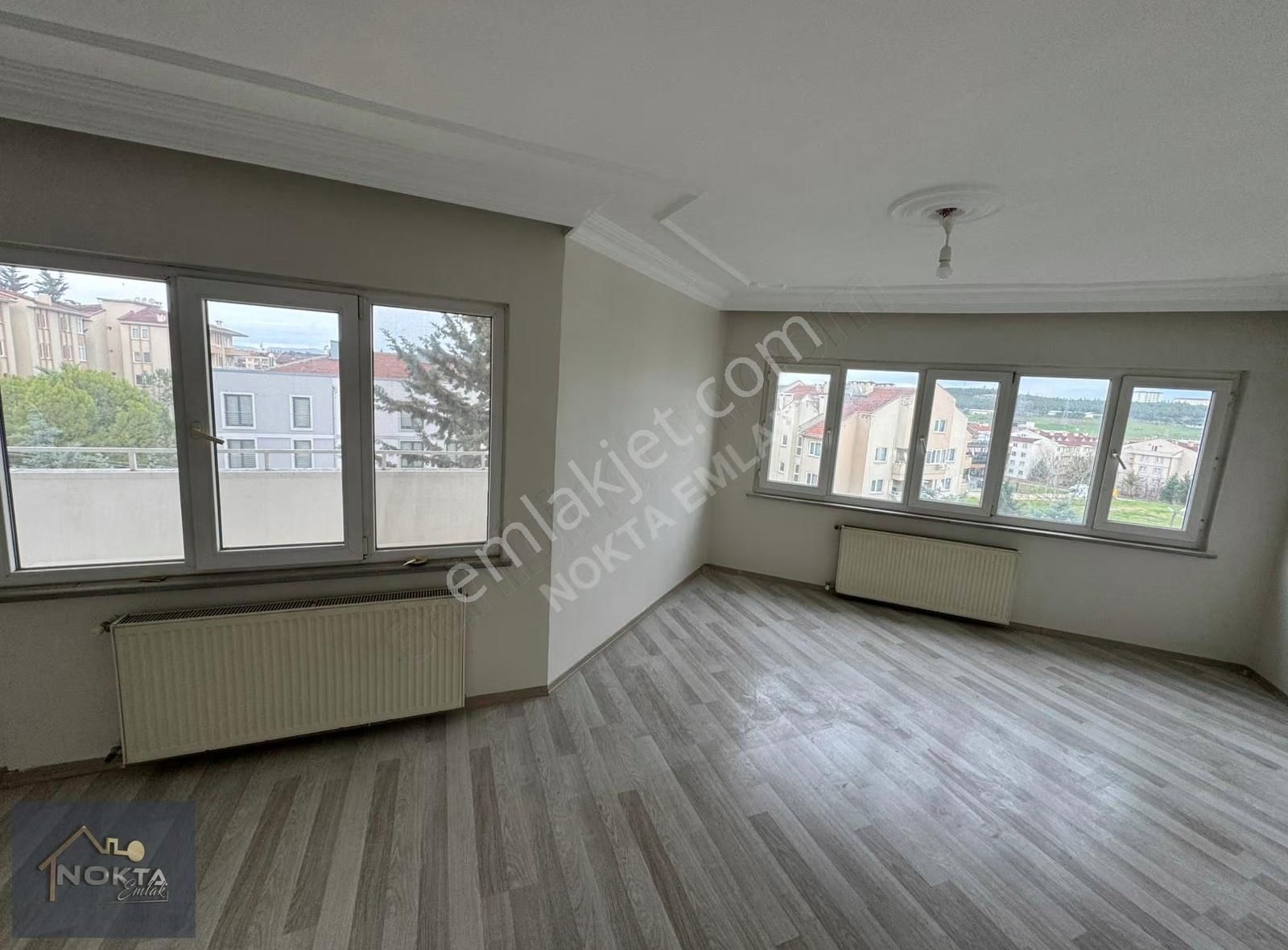 Aile Sitesinde 3+1 Ayrı Mutfaklı Merkez Konumda Daire - Görsel 30