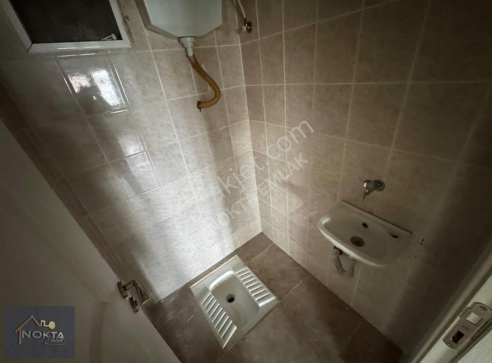 Aile Sitesinde 3+1 Ayrı Mutfaklı Merkez Konumda Daire - Görsel 12