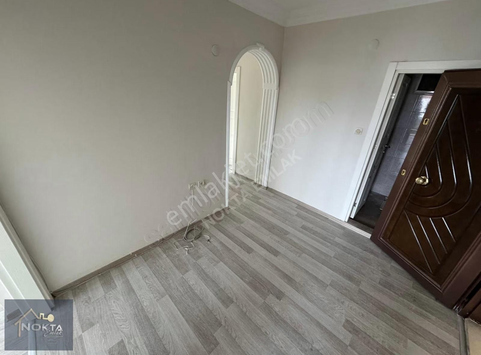 Aile Sitesinde 3+1 Ayrı Mutfaklı Merkez Konumda Daire - Görsel 3