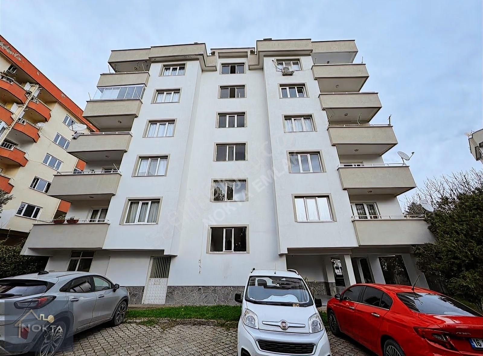 Aile Sitesinde 3+1 Ayrı Mutfaklı Merkez Konumda Daire