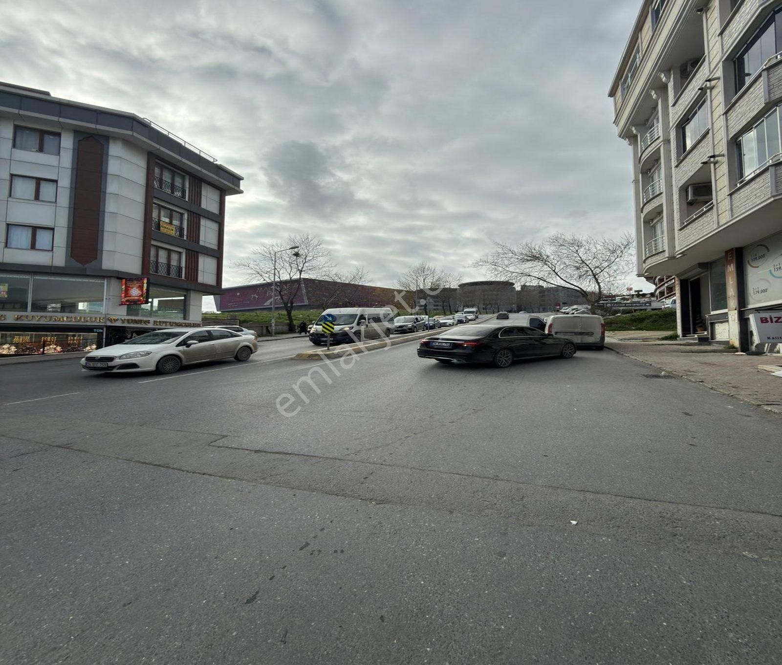 Esenyurt Güzeyurt Mahallesinde Marmara Parka Çok Yakın 4+2 Dubleks - Görsel 23