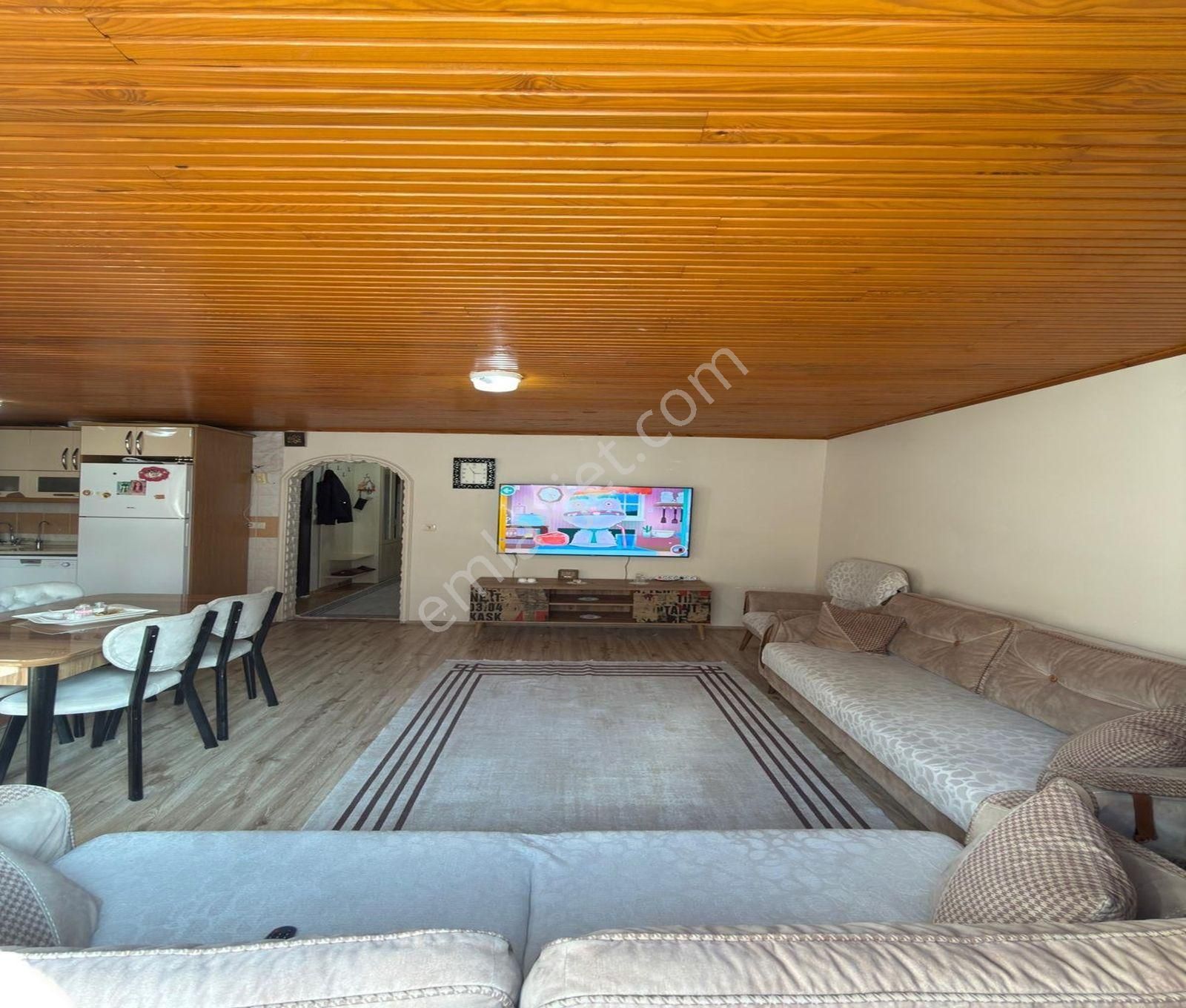 Esenyurt Güzeyurt Mahallesinde Marmara Parka Çok Yakın 4+2 Dubleks - Görsel 2