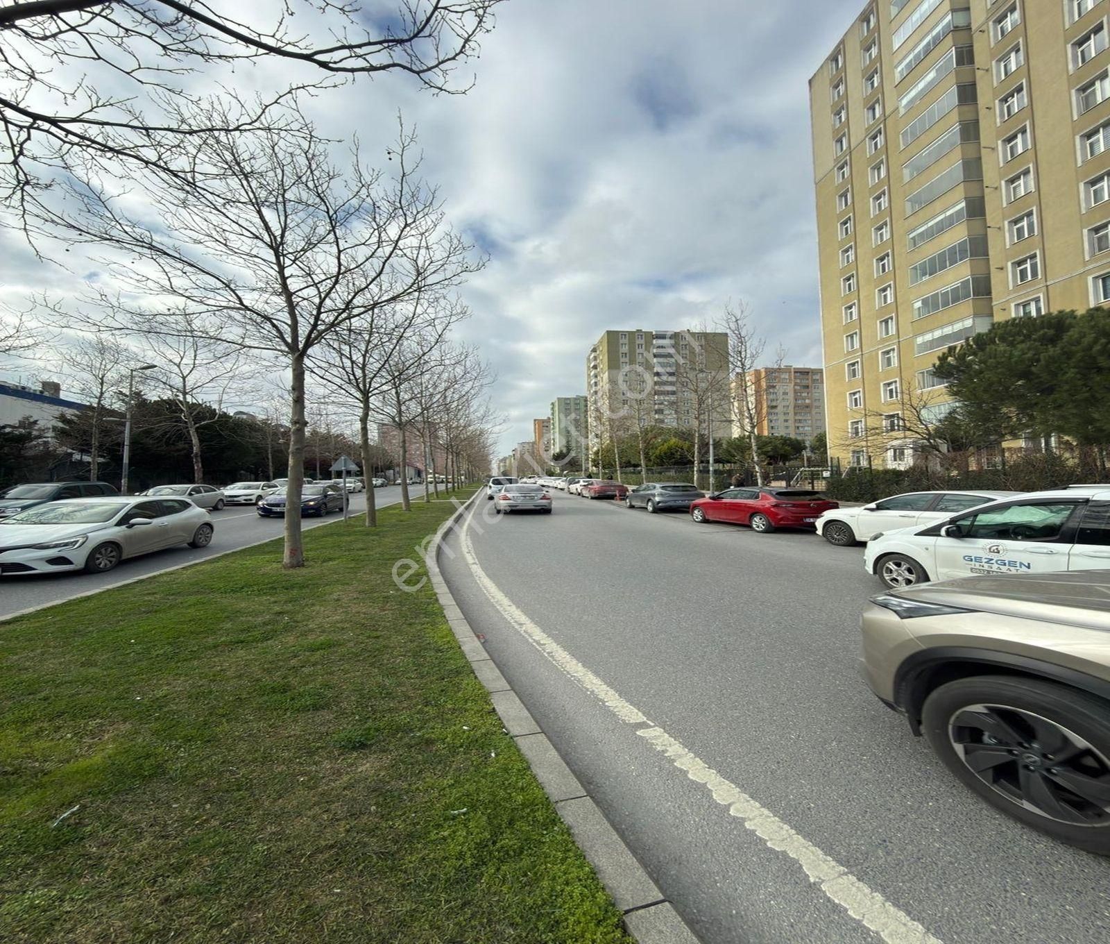 Esenyurt Güzeyurt Mahallesinde Marmara Parka Çok Yakın 4+2 Dubleks - Görsel 3