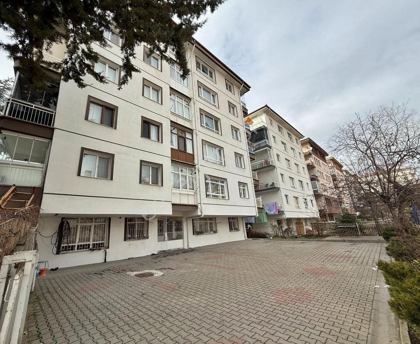 3+1 Ayvalı Cad. Paraleli Masrafsız Yatırıma Uygun Özel Bahçeli