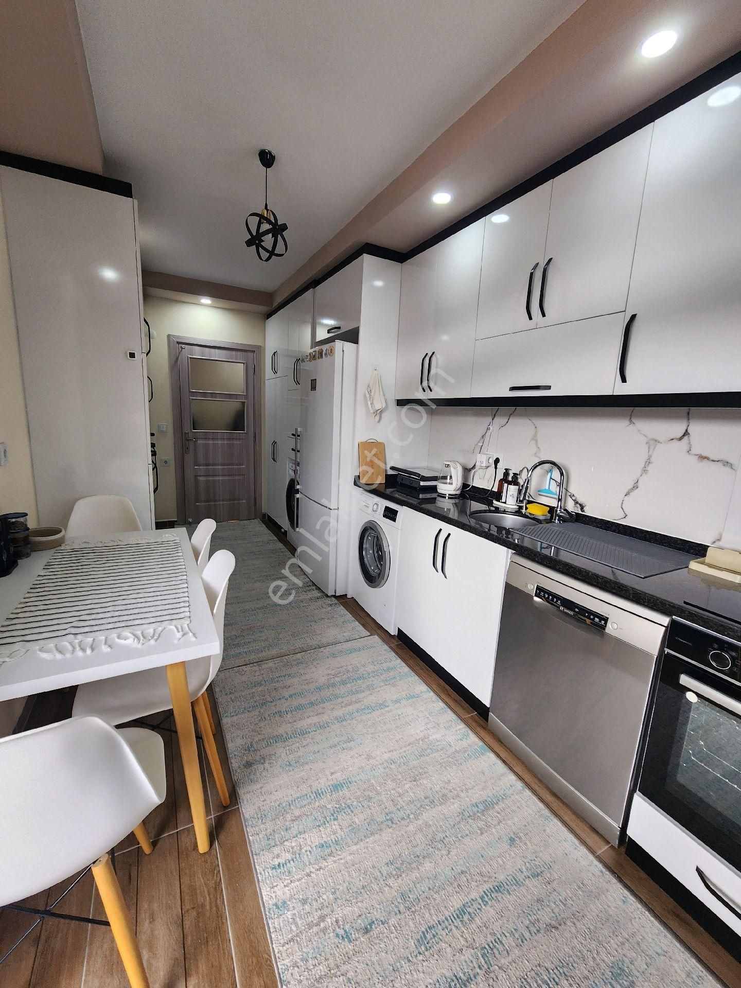 Gazipaşa Yeni Mahallede Satılık Geniş 2+1 Daire - Görsel 11