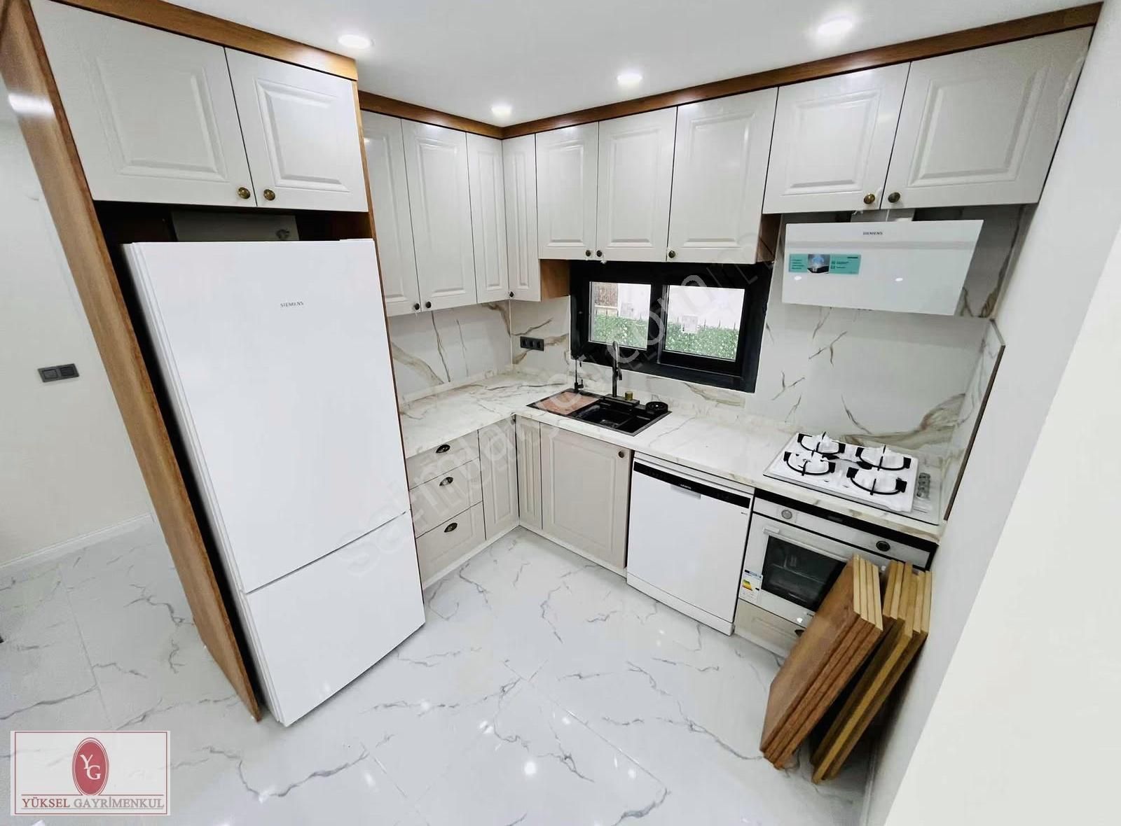 Yükselden Gürede Denize 50 Metre Ultra Lüx Tasarım 4+1 Villa - Görsel 12