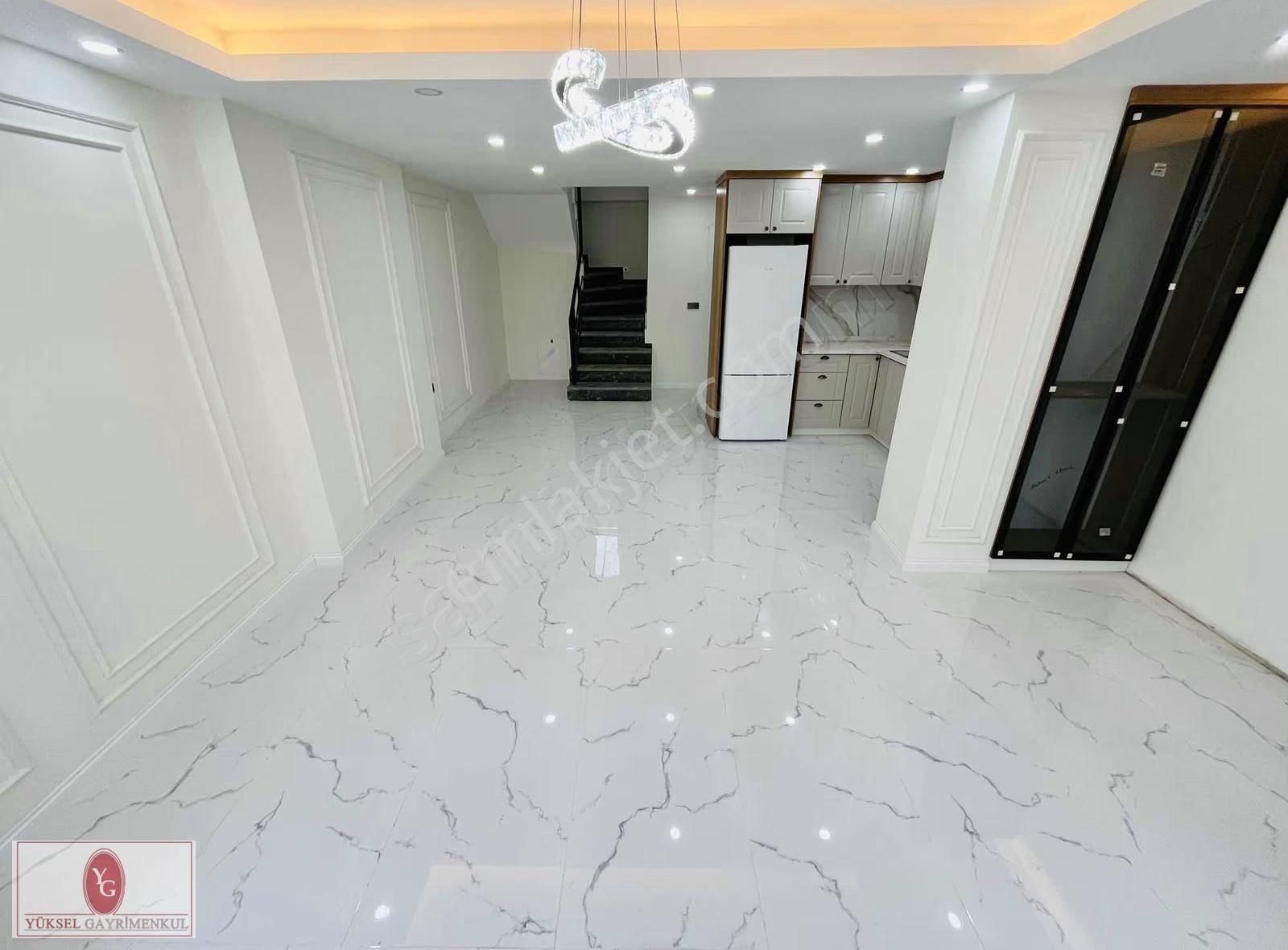 Yükselden Gürede Denize 50 Metre Ultra Lüx Tasarım 4+1 Villa - Görsel 31