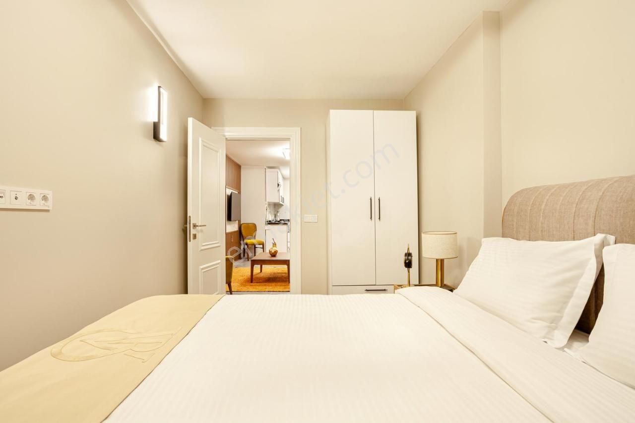 Gaziosmanpaşa Yeni Açılan Ultra Lüx Konforlu Jakuzili Ve Havuzlu Günlük Kiralık Daireler - Görsel 20
