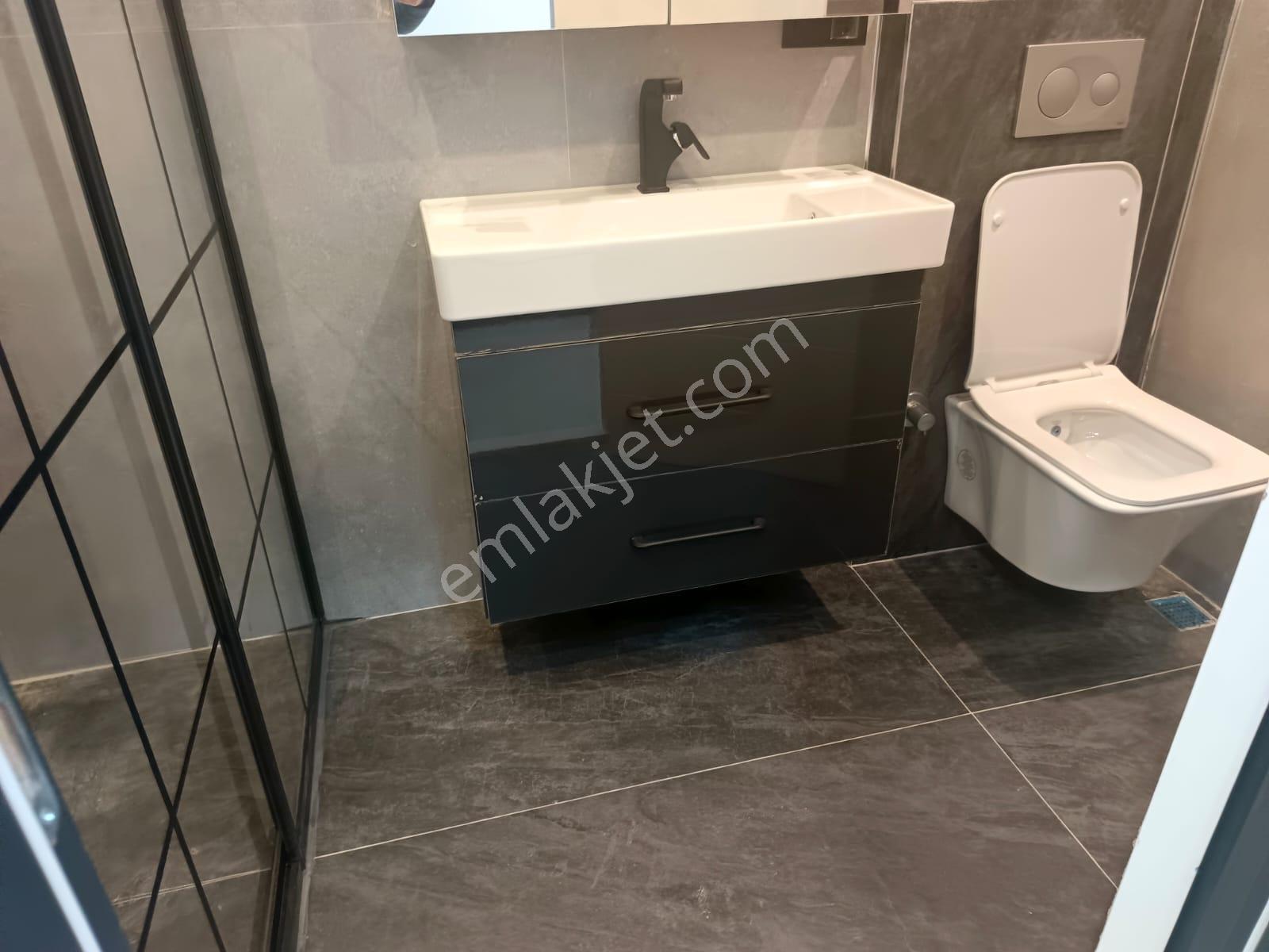 Adana Sarıcam Akkuyuda Lüks İşçilik Triplexs Satlık İkiz Villa - Görsel 22