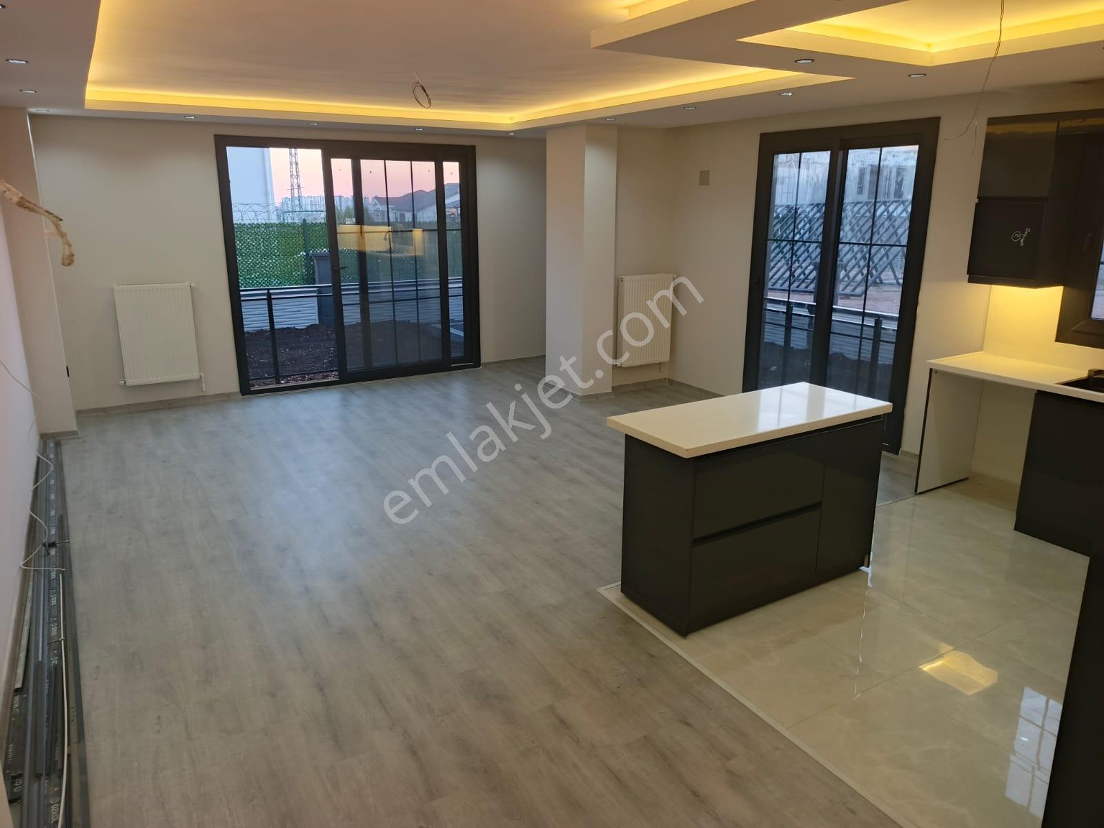Adana Sarıcam Akkuyuda Lüks İşçilik Triplexs Satlık İkiz Villa - Görsel 7