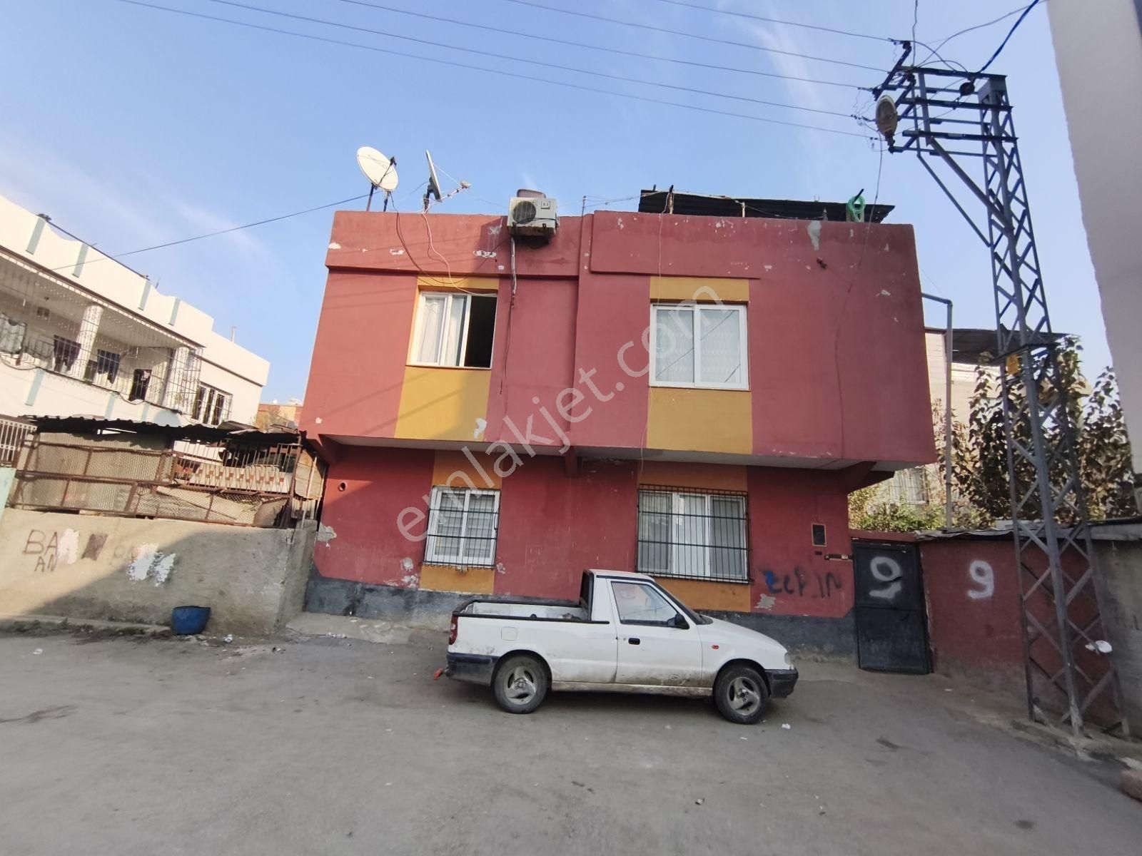 Şakirpaşa Ova Mh. 530 M2 Arsa İçinde 3. Katlı 3+1 Satılık Ev