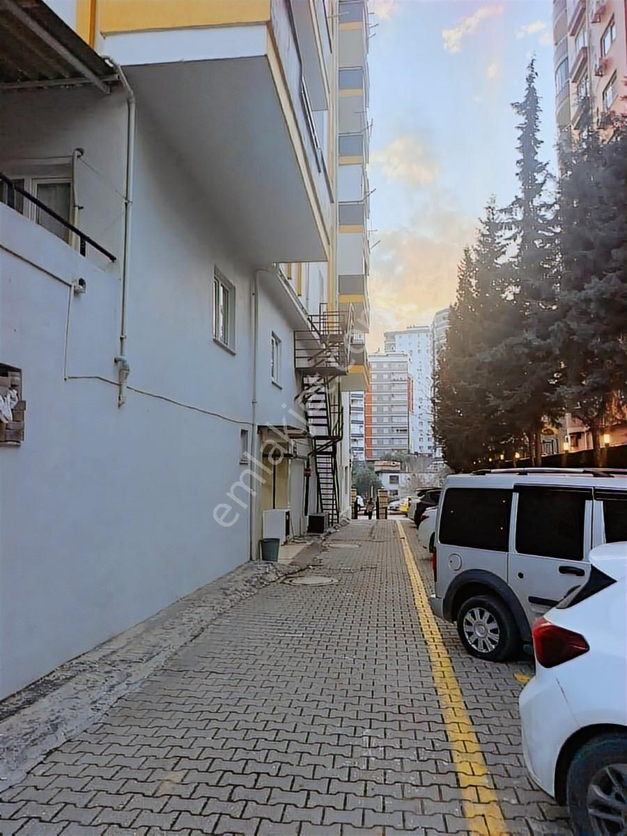 Kurttepe Mh. Hasan Usta Civarında 3+1 Satılık Daire - Görsel 32