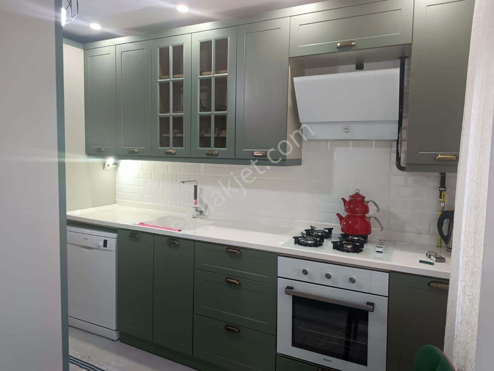 Kurttepe Mh. Hasan Usta Civarında 3+1 Satılık Daire