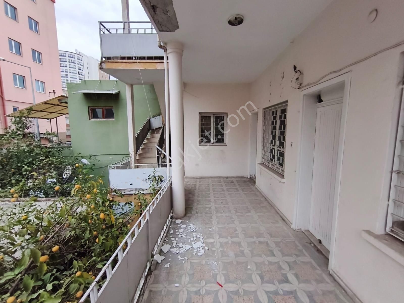 Ziyapaşa Mahallesi Başkent Has. Cv 265 M2 Arsa İçinde 4 Katlı Ev - Görsel 20