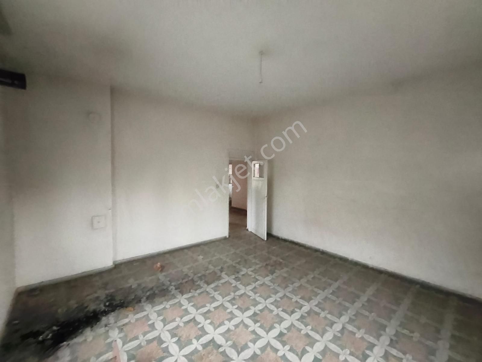 Ziyapaşa Mahallesi Başkent Has. Cv 265 M2 Arsa İçinde 4 Katlı Ev - Görsel 13